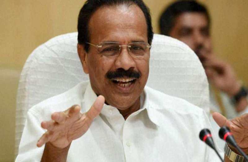 लॉकडाउन का सकारात्मक असर, शहरों में घटे मामले : सदानंद