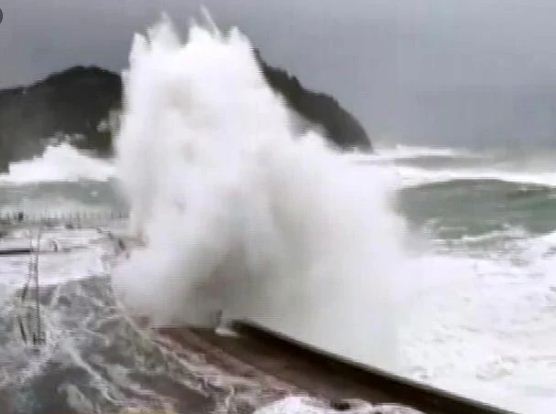Cyclone tauktae in Gujarat 