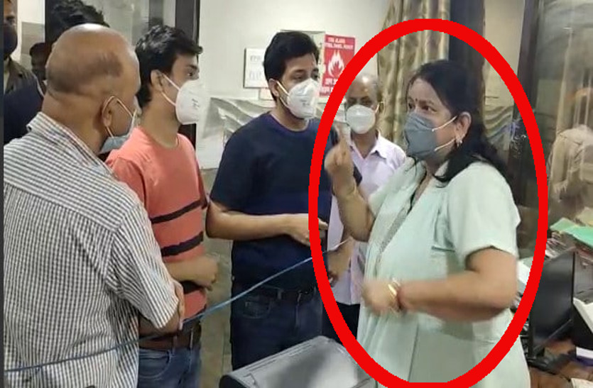 Congress leader misbehaved with hospital staff, viral video of Alwar