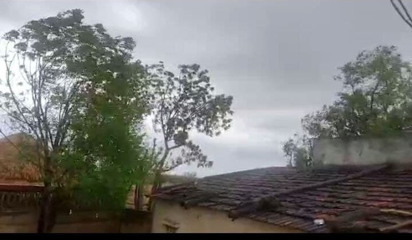 तौउते तूफान पर राहत: ऑरेंज से अब येलो में प्रवेश, फिर भी अलर्ट मोड पर प्रशासन