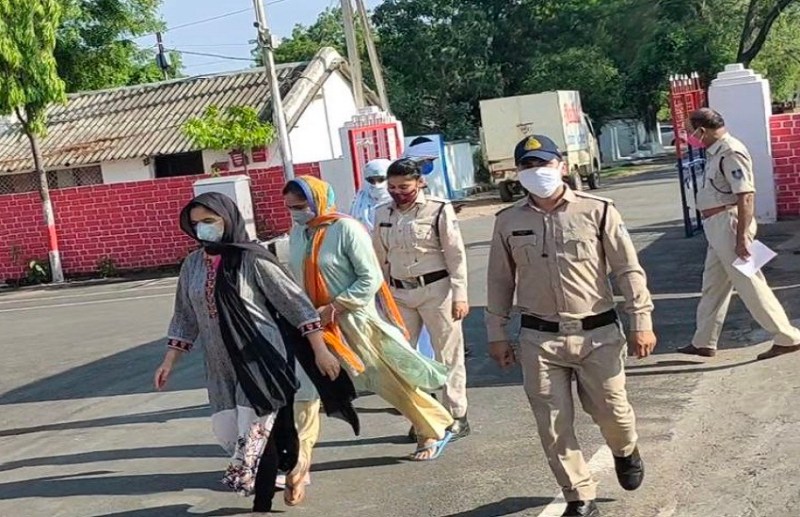 जसप्रीत मोखा, सोनिया को जेल