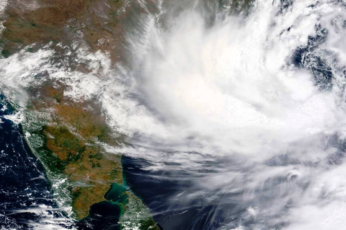 Yellow alert declared in Odisha West Bengal due to cyclonic storm YAAS