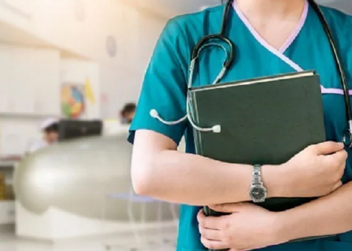 senior residents post