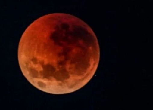 Chandra Grahan 2021 Timing and sutak kaal know do and donts during lunar eclipse