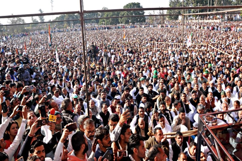 किसानों के विरोध के कारण क्या तीनों कृषि कानूनों को रद्द किया जाना चाहिए?