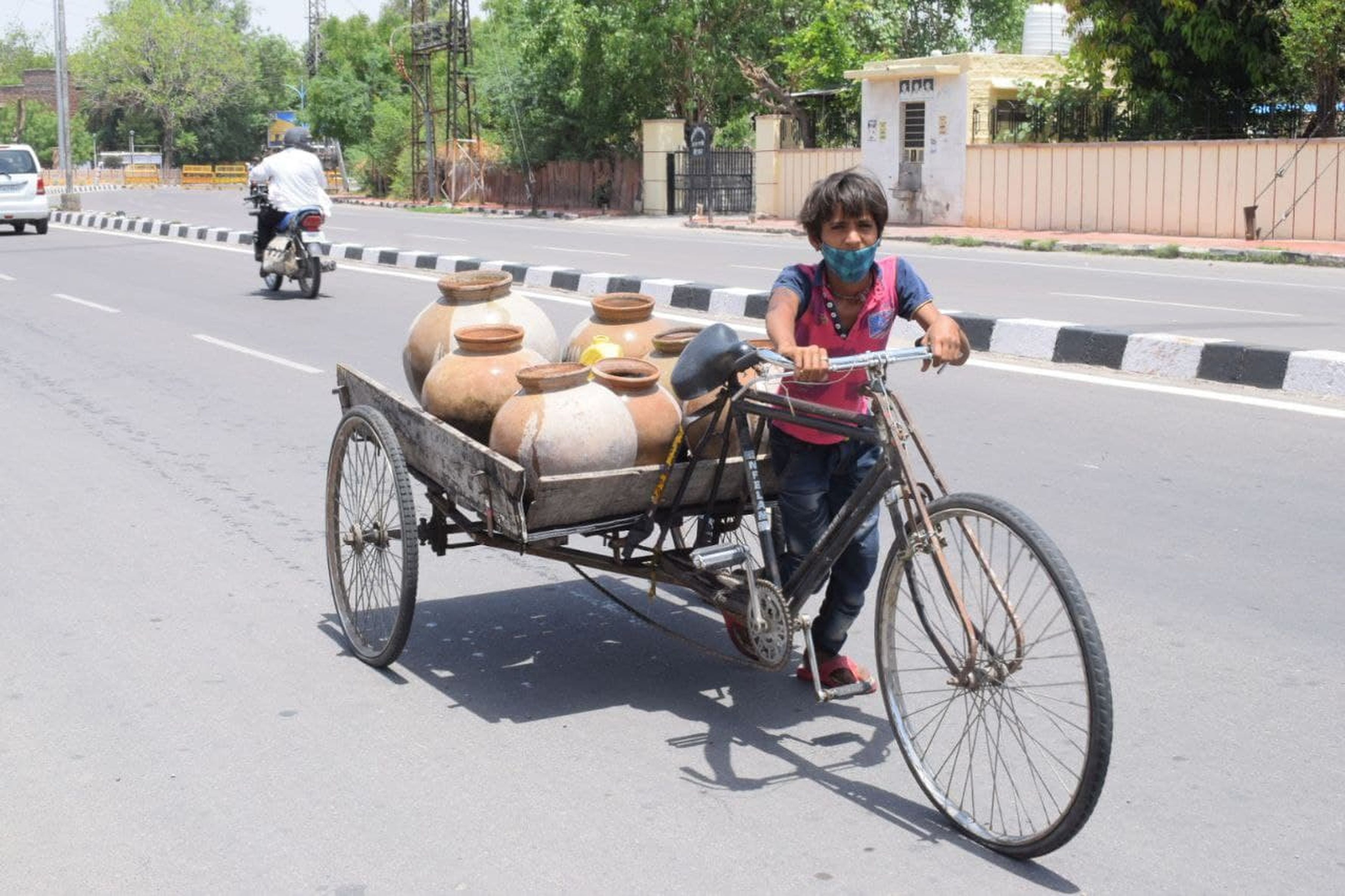 अगले दो-तीन दिन लू चलने की आशंका