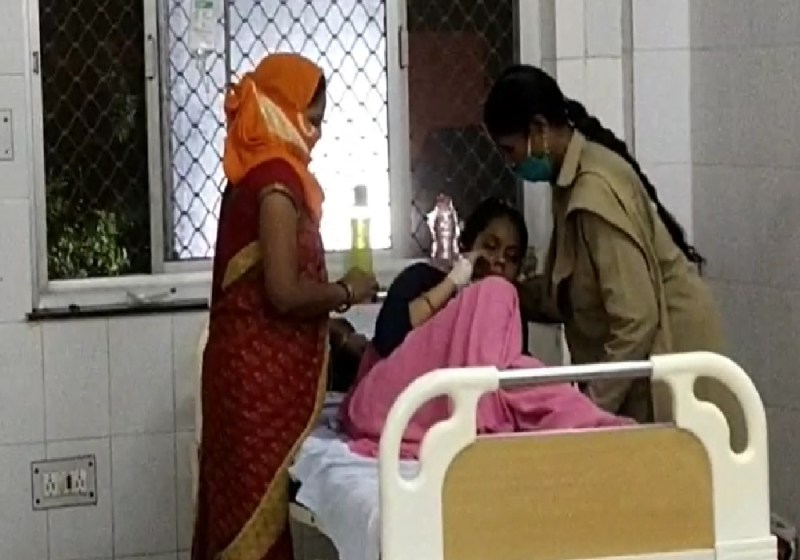 Kanpur Bikru Kand के आरोपी अमर दुबे की पत्नी की बिगड़ी तबीयत, सीने में दर्द की शिकायत