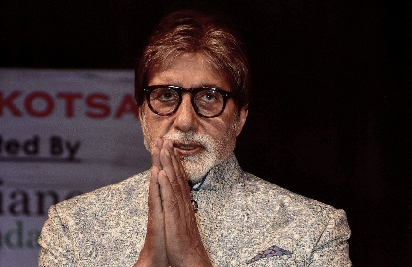 Amitabh Bachchan Complete His 52 Years In Bollywood Industry
