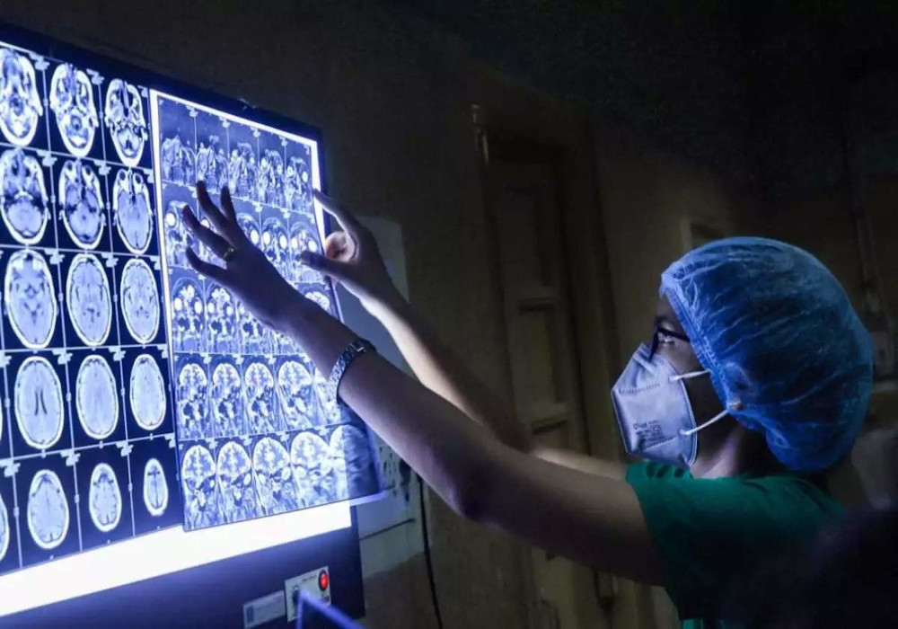 Black White Yellow all fungus found in one person