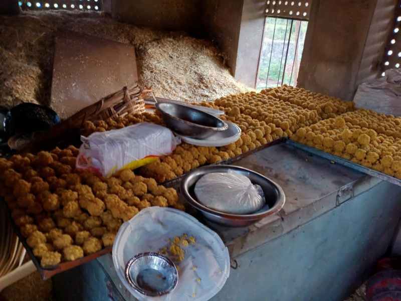 कोरोना संक्रमण के बीच जीमण