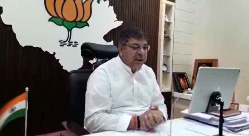 जब घर के बर्तन जोर से बजते हैं तो पड़ोसी भी अछूता नहीं रहता है-पूनियां