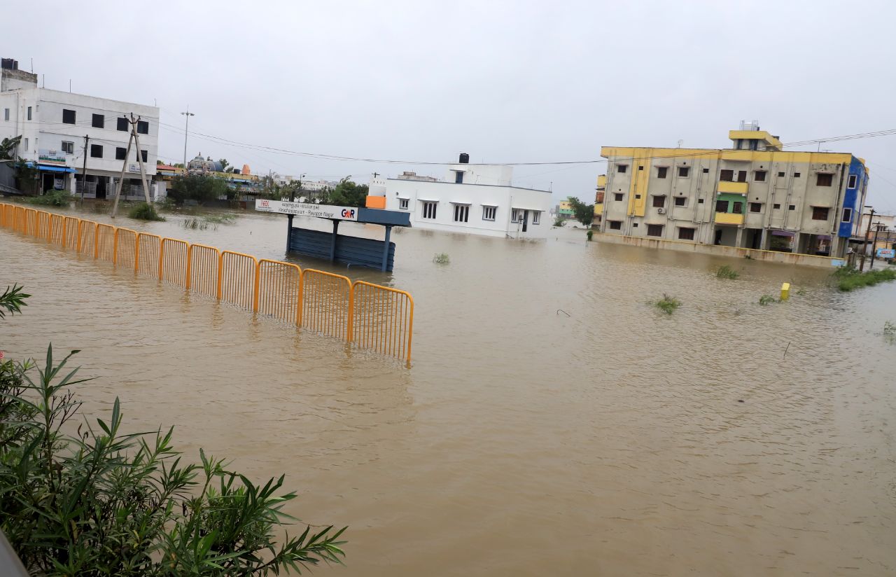 heavy rainfall during next 2 days in tamilnadu