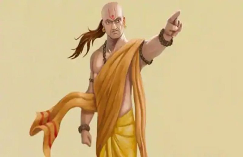 हर व्यक्ति में होने चाहिए ये 4 गुण, इन गुणों वाले व्यक्ति को मिलता है मान-सम्मान