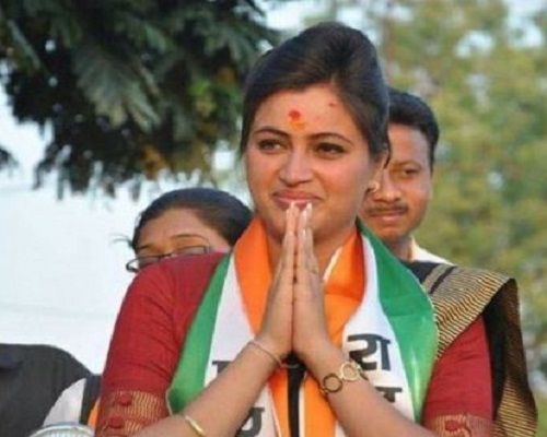 Bambay High Court Cancel Cast certificate of Navneet kaur rana MP from Amravati