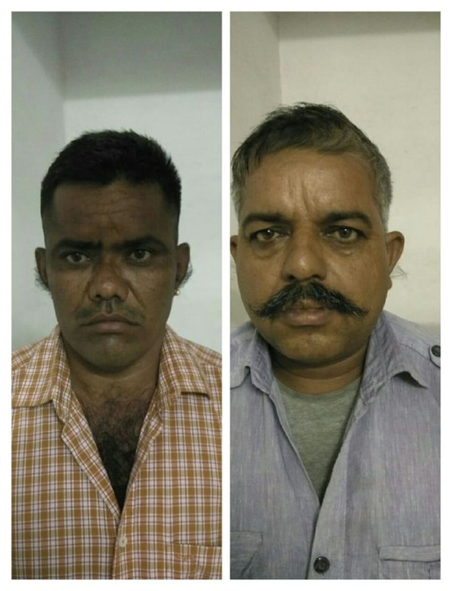 फायरिंग के मामले में डेढ़ साल से फरार दो आरोपी गिरफ्तार