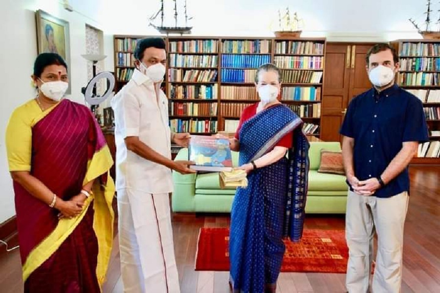 TN CM Stalin meets Sonia Gandhi, Rahul Gandhi in Delhi