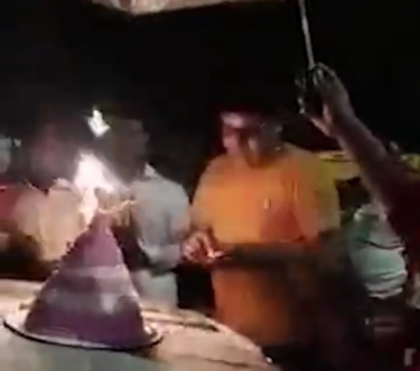 भाजपा नेता का रात्रि कफ्र्यू में बर्थ डे मनाने का वीडियो वाइरल, बिना मास्क लोगों को एकत्र कर कार के बोनट पर काटा केक