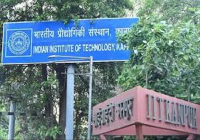 यूपी और दिल्ली में कोरोना तीसरी लहर की दस्तक से पहले मात देने की तैयारी कर रहा आईआईटी कानपुर