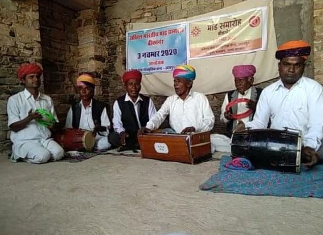 Hazarilal's family of Nagaur is giving new heights to Mand singing