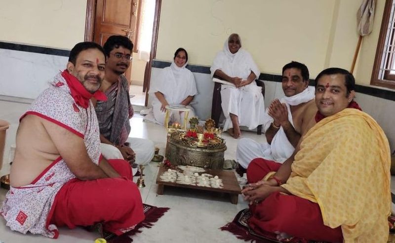 चिंतामणि रत्न सहजता से नहीं मिलता