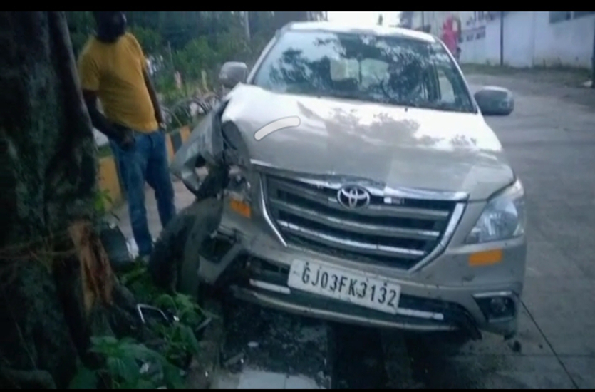 Woman death in car accident