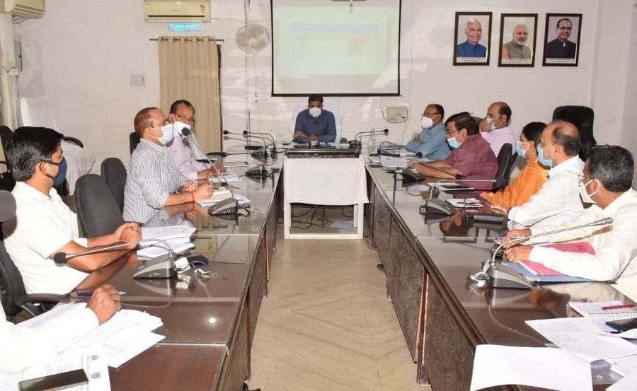 Singrauli Collector order for disposal of pending cases of Revenue Court