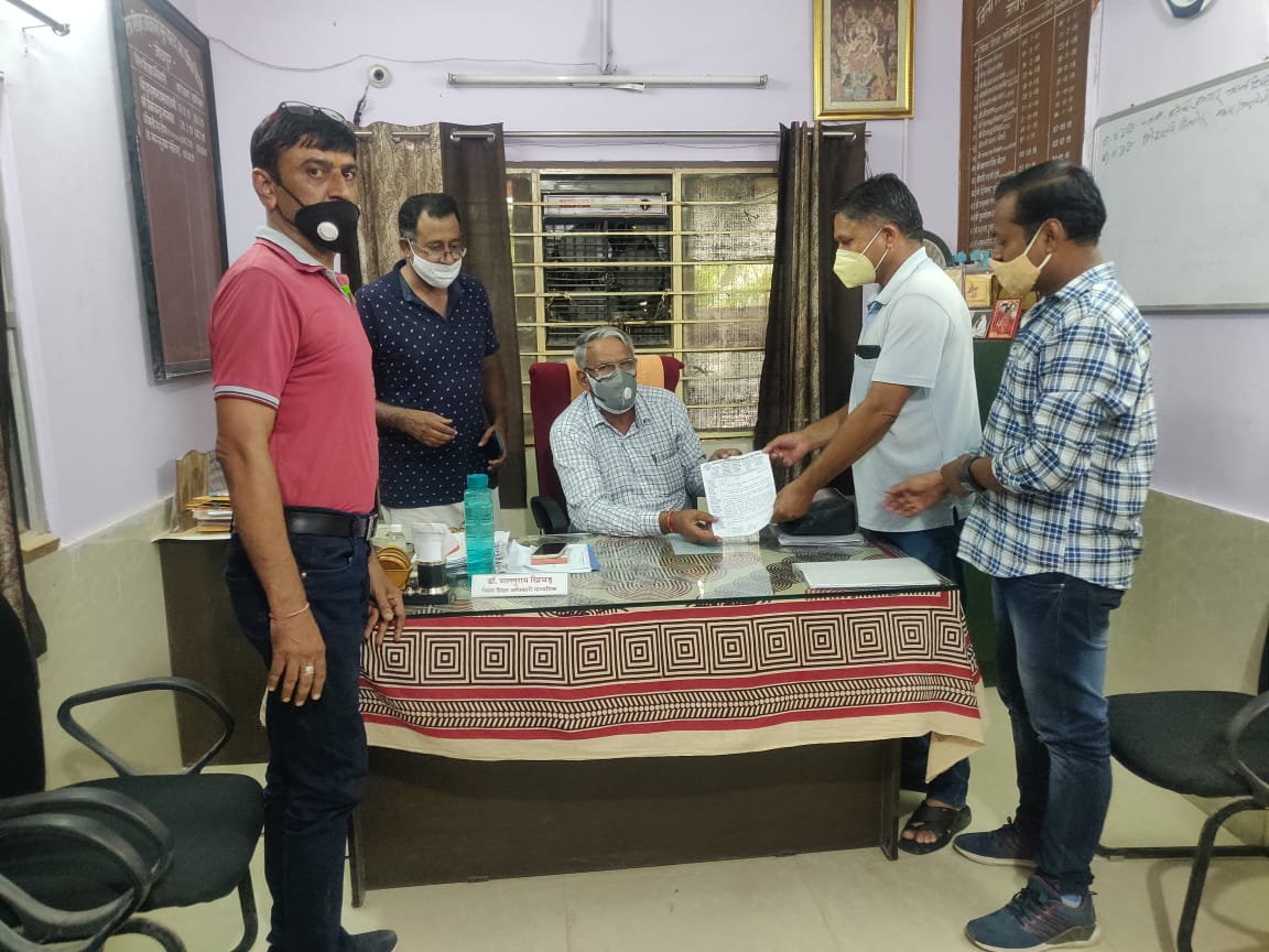 तीन वर्षों से नहीं मिले खेल प्रतियोगिता आयोजक विद्यालयों को चेक