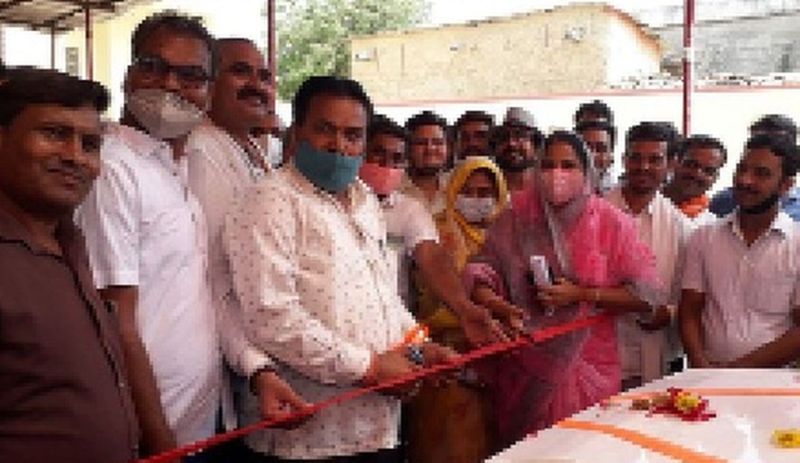 विधायक कोष से मिली एंबुलेंस, ग्रामीणों को मिली राहत