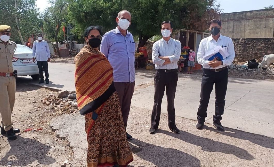 शहर के विकास कार्यों का लिया जायजा, आय में वृद्धि के लिए की मांग
