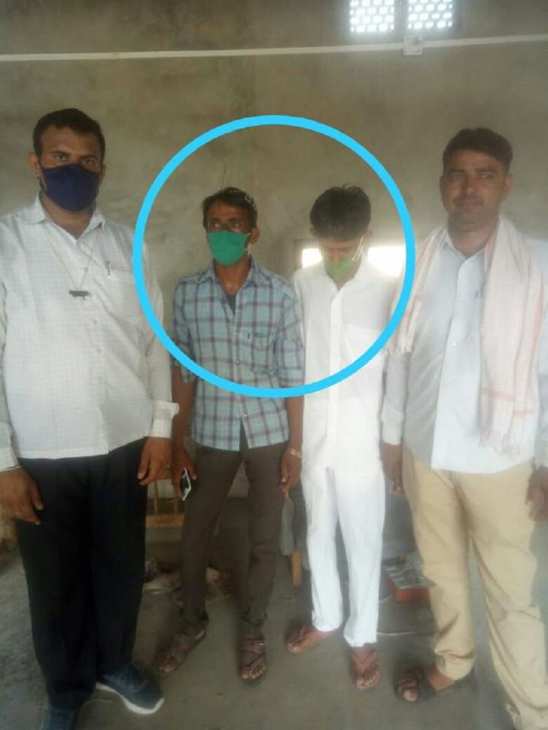 चार हजार रुपए रिश्वत लेते सरपंच पुत्र सहित दो गिरफ्तार