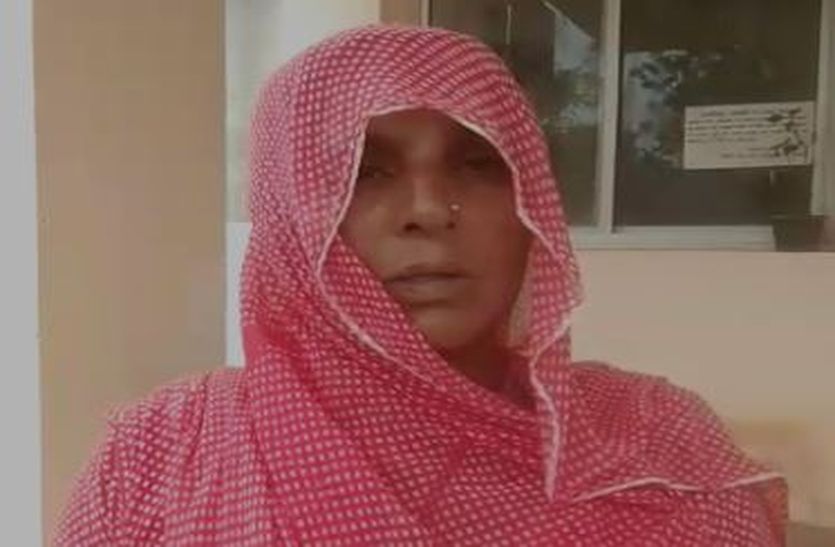 बेटियों के साथ छत पर सो रही थी बेवा मां, नीचे से 25 तोला सोना, 80 पुराने सिक्के व नगदी ले उड़े चोर