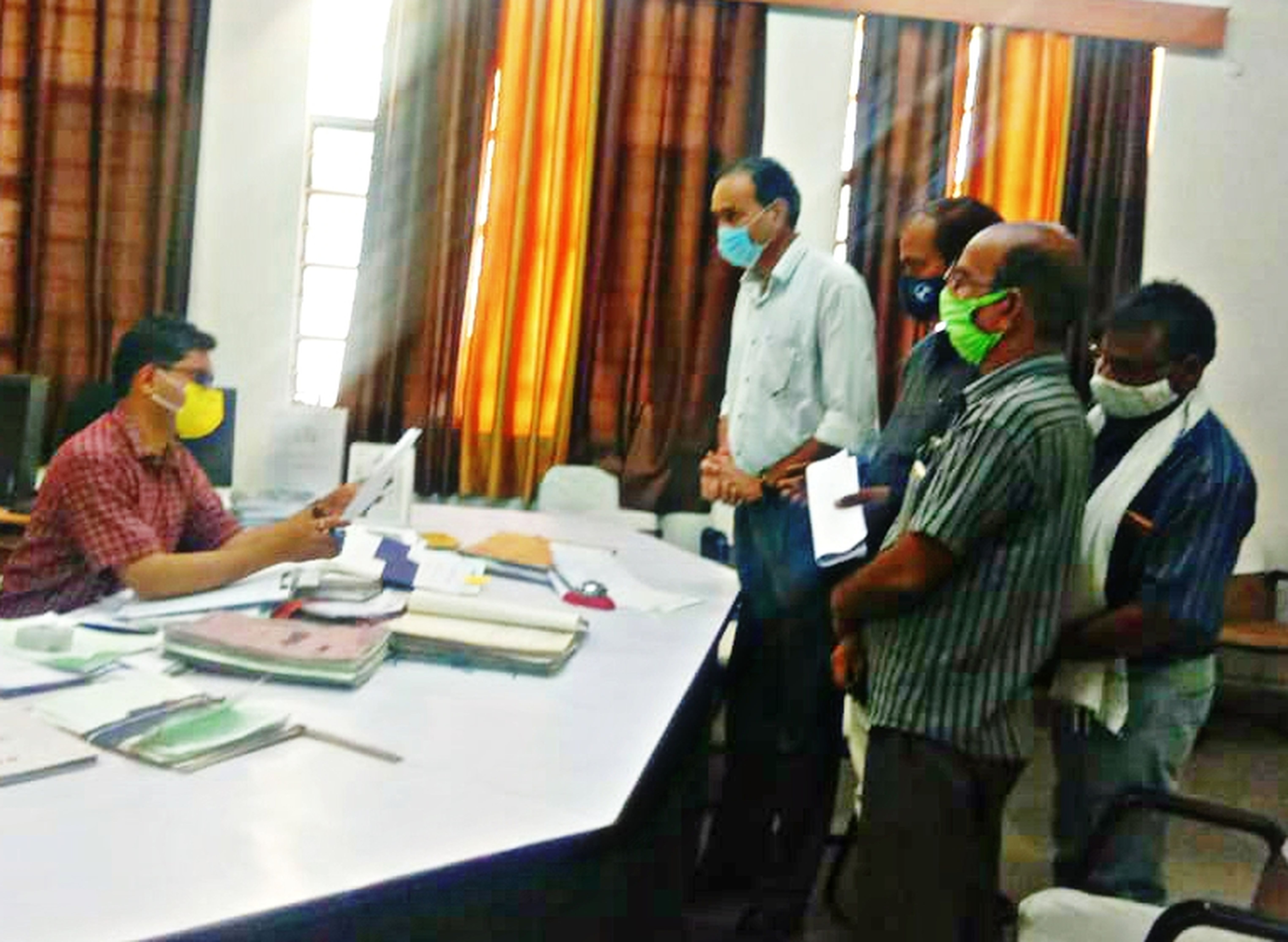 बोले निजी विद्यालय संचालक, सरकार दे आर्थिक राहत तो मिले संबल