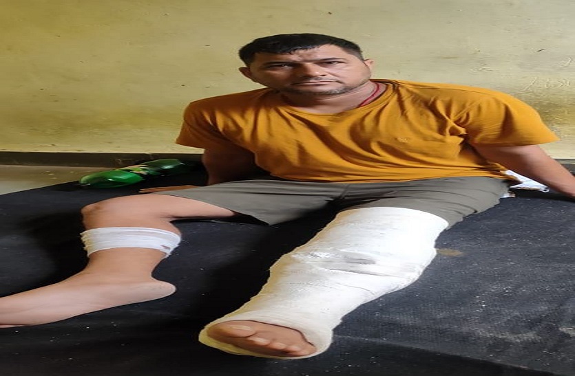 हथियार लूट मामले में इनामी बदमाश रहे विनोद आगरा से प्रोडक्शन वारंट पर गिरफ्तार