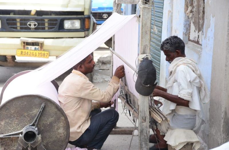 किशनगढ़ का पावरलूम उद्योग फिलहाल ‘ बेपटरी, डिमांड कम होने से उत्पादन रूपी ट्रैक पर दौड़ नहीं रहा कारोबार