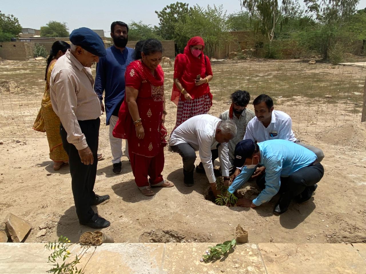 विद्यालय में गांधी वाटिका का आगाज