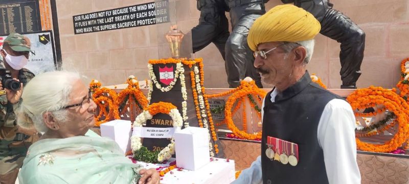 जैसलमेर में बीएसएफ जवान भैरोसिंह सहित कई सेनानियों का हुआ सम्मान