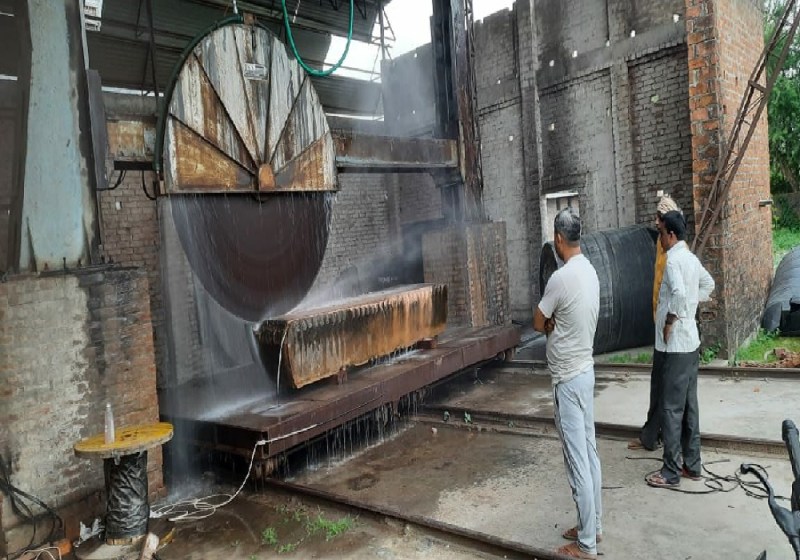 Ayodhya Ram Mandir : 20 वर्ष बाद राम मंदिर निर्माण के लिये कार्यशाला प्रारम्भ, पत्थर कटिंग कर हुआ टेस्टिंग