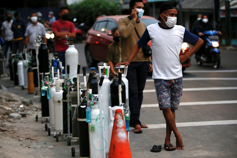 oxygen shortage in Indonesia 