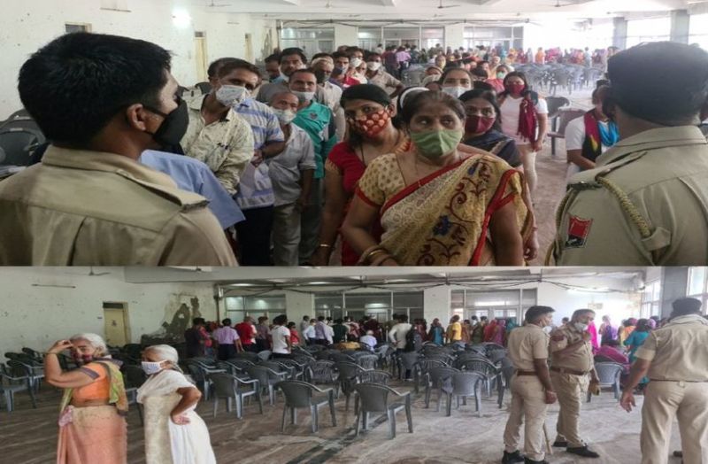 चार दिन बाद वैक्सीन लगाने के लिए उमड़ी भीड़, लोगों ने की धुक्कामुक्की