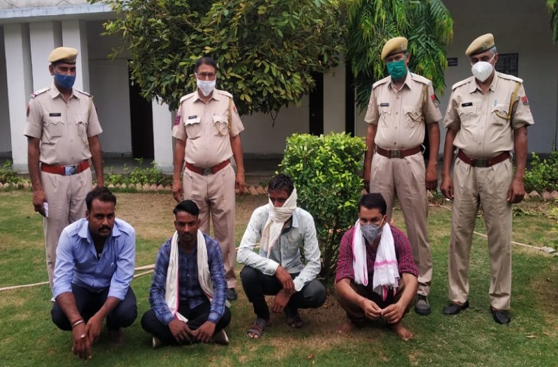 पुलिस की स्थाई वारंटियों पर धरपकड़ जारी