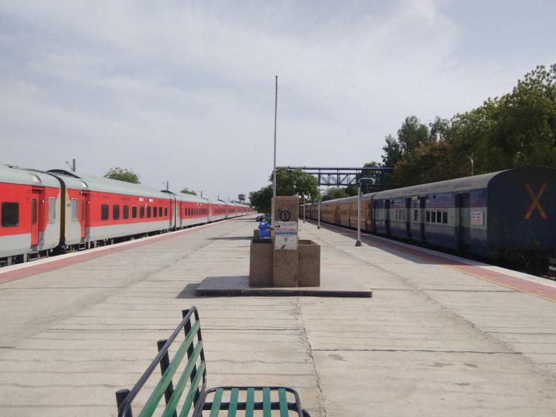 यात्रियों से पूछेंगे कैसी है रेल में सुविधाएं, क्या है अपेक्षाएं, फीडबैक के भरवाएंगे फार्म