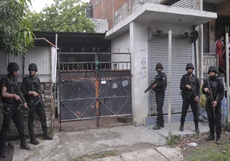 Terrorists has plan to blast many cities in UP In May month