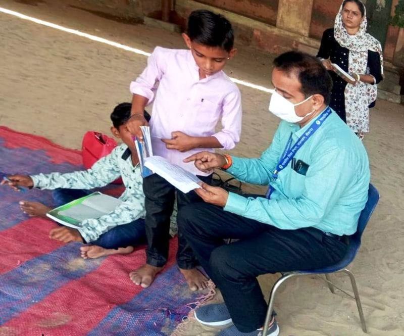 स्माईल-3 और घर में सीखे कार्यक्रम का निरीक्षण