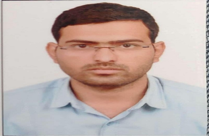 सरकारी नौकरी छोड़कर तैयारी करने वाला सुनील बनेगा आरएएस