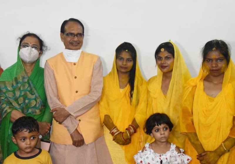 सात बेटियों के धर्मपिता शिवराज आज होंगे दायित्वों से मुक्त