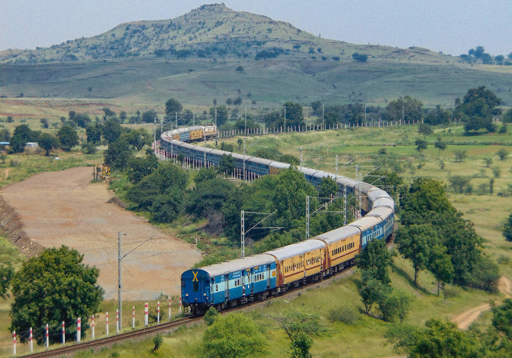 New train between Varanasi to Gujarat will start soon