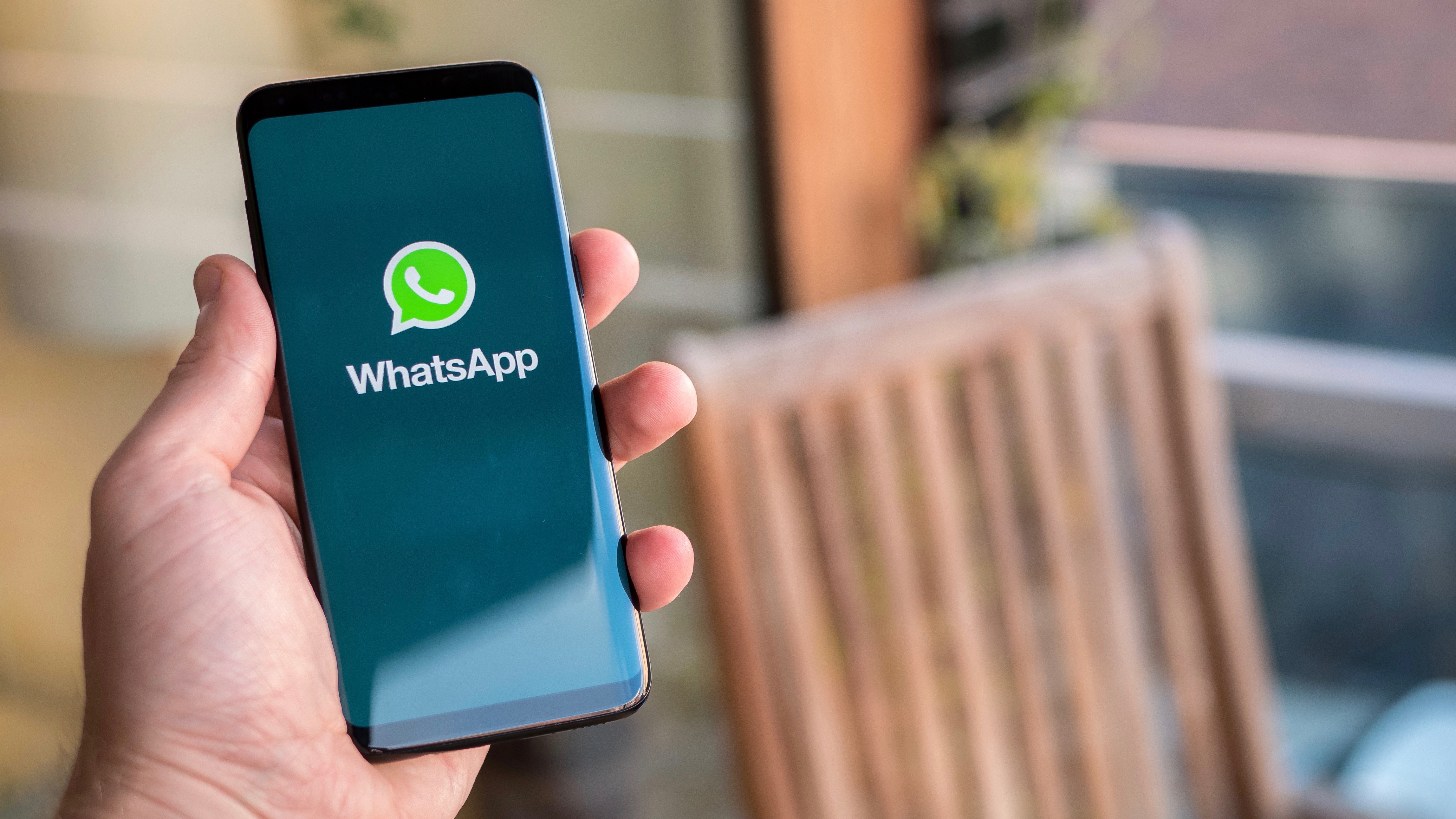 How to send disappearing messages on Whatsapp