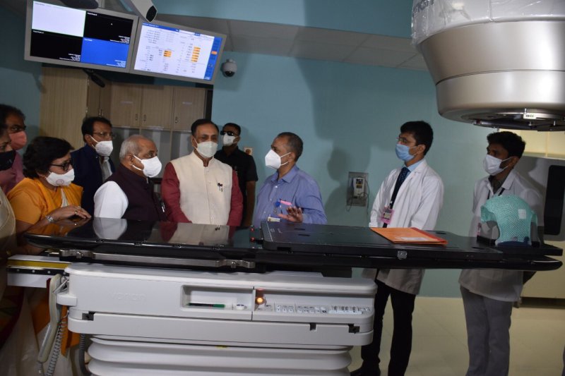 Gujarat: भावनगर को मिली कैंसर केयर एंड रिसर्च इंस्टीट्यूट की भेंट