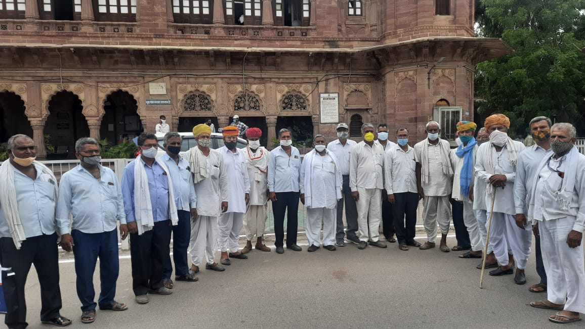 चिलिंग प्लांट पर दूध सेम्पलिंग में अनियमितता