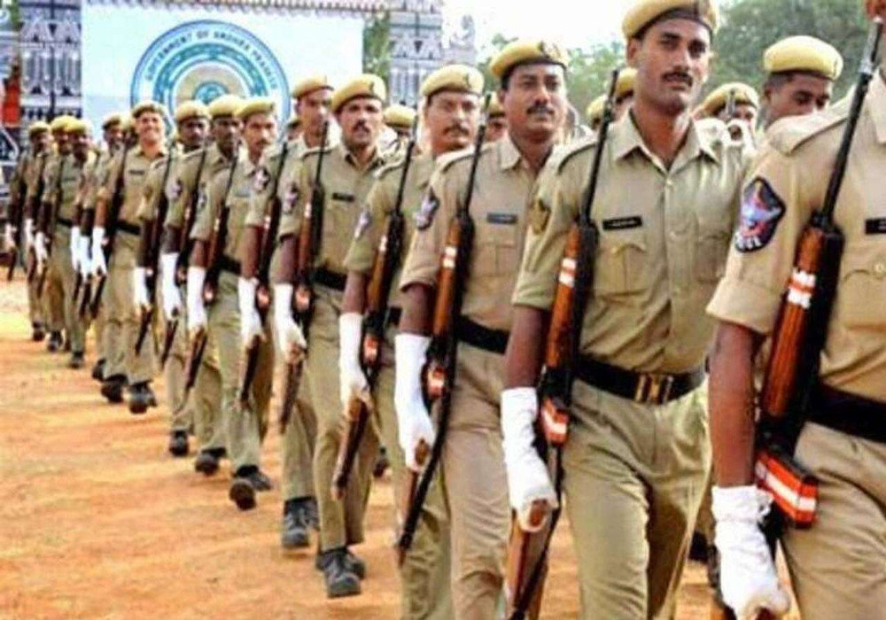 चार साल में प्रदेश सरकार ने बनाया यूपी पुलिस को मॉडर्न पुलिस,पढ़िए पूरी खबर
